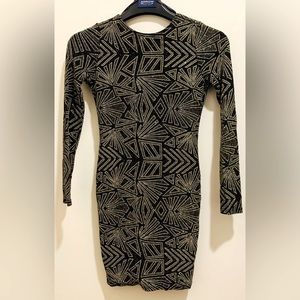 Women’s long sleeve cocktail dress by papaya size L